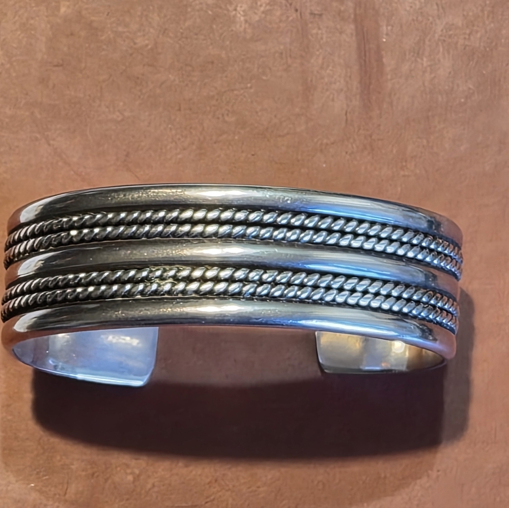 Solid .925 Sterling Silver CUFF Bracelet, Ladies.